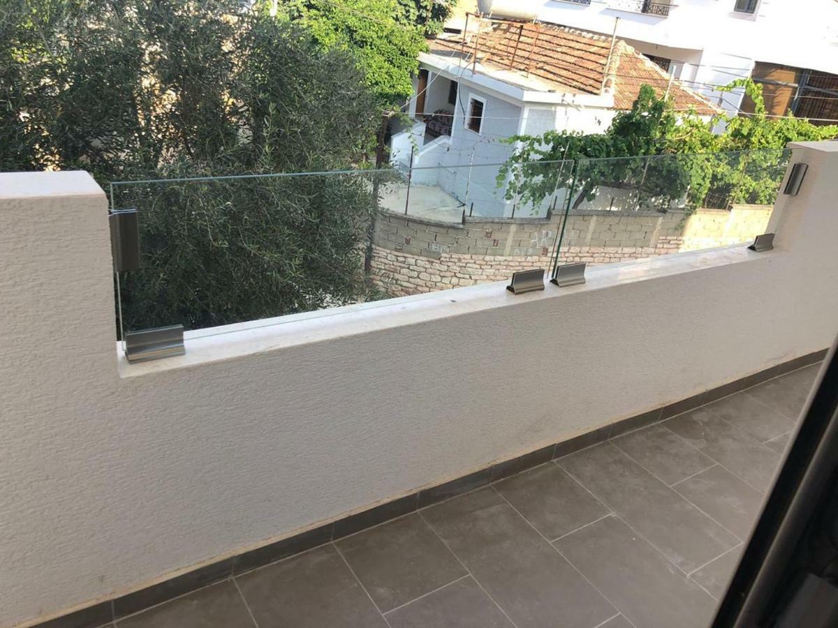 Hill'S Residence Sarande Exterior photo