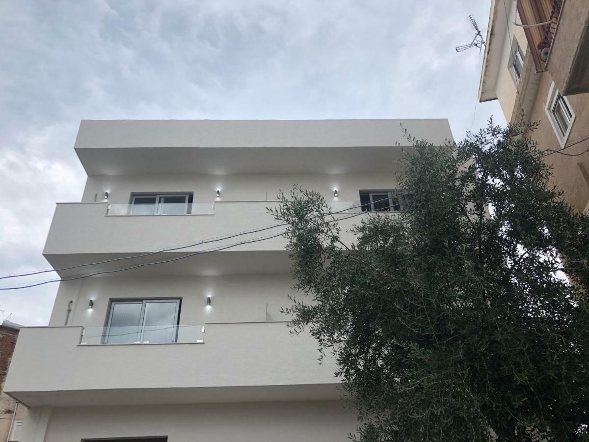 Hill'S Residence Sarande Exterior photo